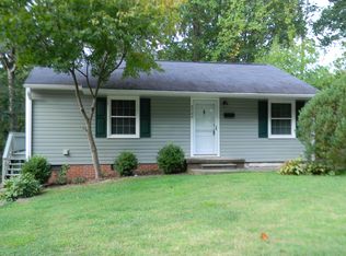2725 Robin Hood Dr, Greensboro, NC 27408
