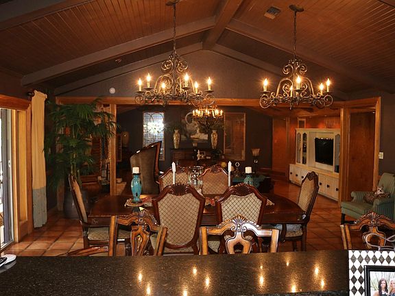 4th image of 22 Dogwood Lake Dr
