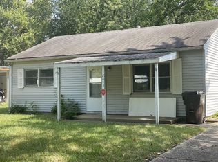 2013 Greendale Dr, Champaign, IL 61821