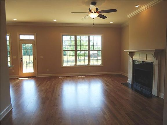 5th image of 152 Wellington Dr Lot 22