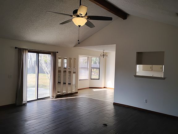5th image of 10680 Parliament Pl