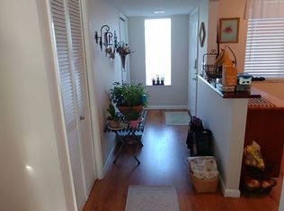 280 Racquet Club Rd APT 203, Weston, FL 33326