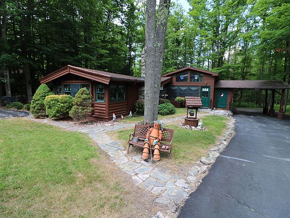 5th image of 108 Parkwood Dr