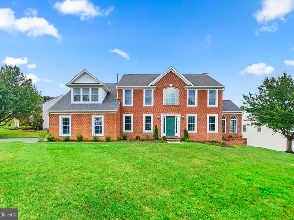 4132 Larson Ln, Mount Airy, MD 21771