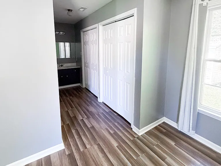 308 Overdale Cir — Photo 18
