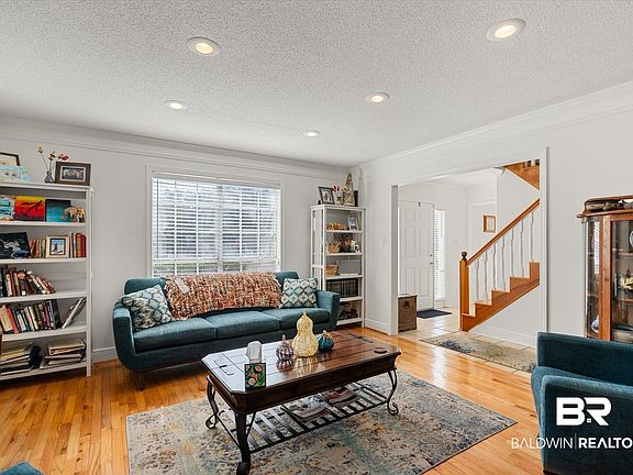 2nd image of 7432 Johnson Ct