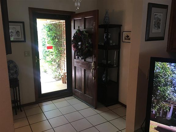 2nd image of 1815 Country Club Dr