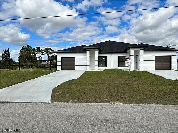 4th image of 4524/4526 Douglas Ln Unit 7