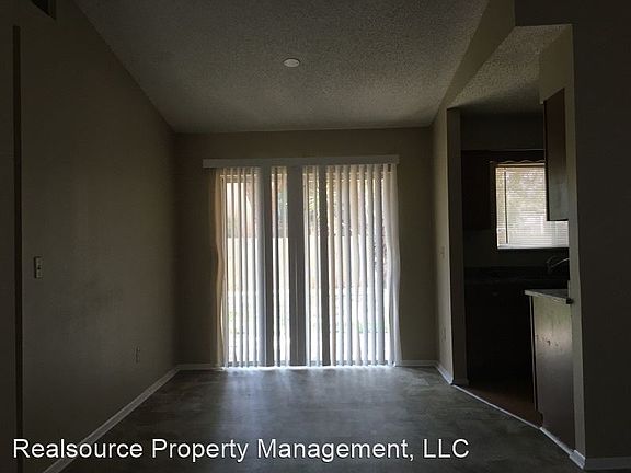 4th image of 12102 Walden Woods Dr