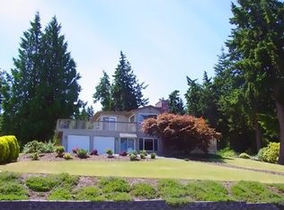 444 Elderberry St, Oak Harbor, WA 98277
