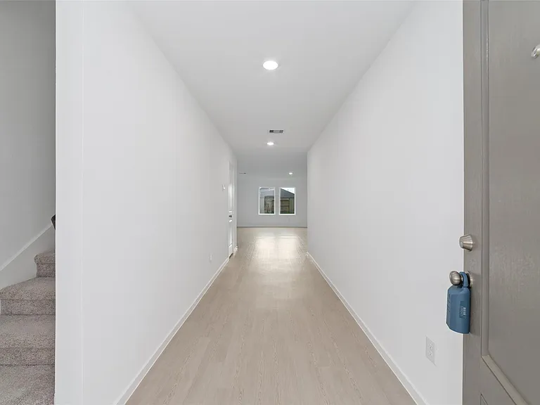 26826 Vanilla Pearls Ln — Photo 3