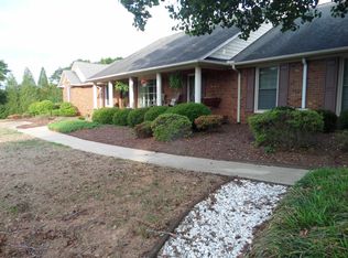 124 Lakeland Ave, Moore, SC 29369