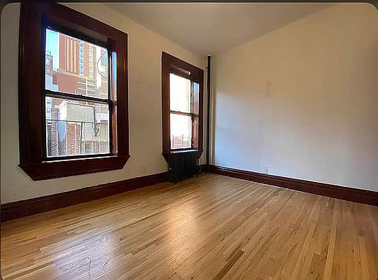 4th image of 530 E 84th St #29A