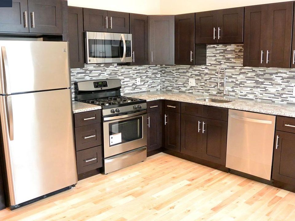 Fully Renovated Kitchen