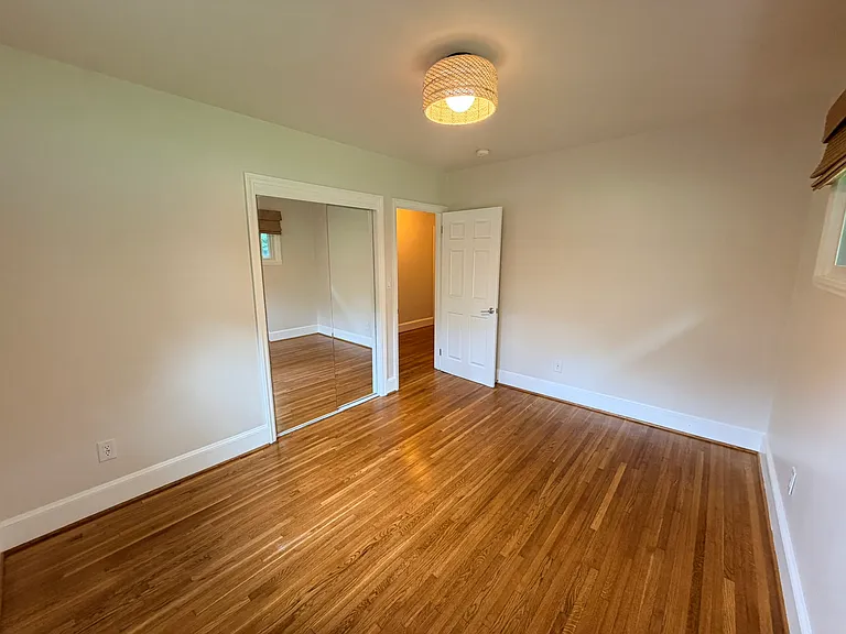 3111 Airlie St — Photo 15