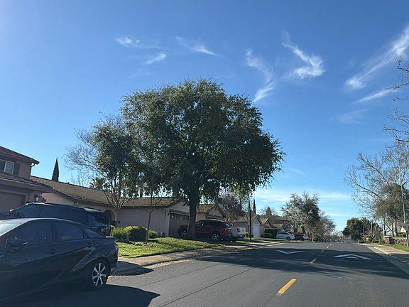 4th image of 4471 Excelsior Rd