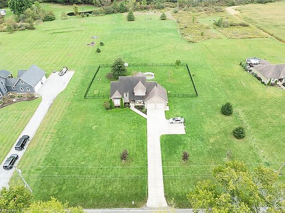 3rd image of 6864 Merwin Chase Rd
