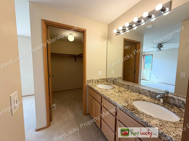 3734 Braeburn Dr NE — Photo 19