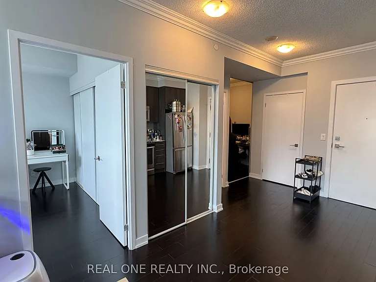 510 Curran Pl #3405 — Photo 6