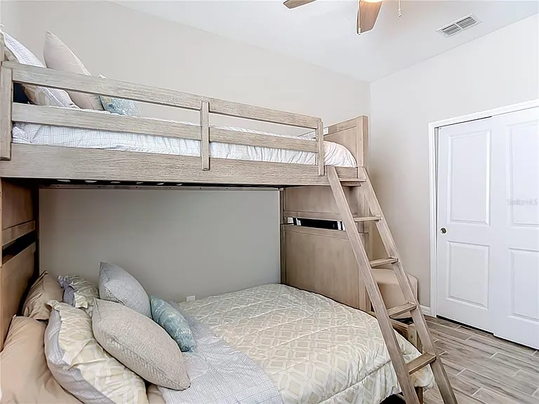 7531 Ashcroft Dr — Photo 41