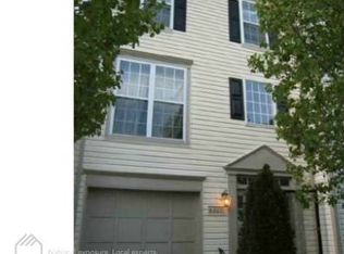 6367 Saint Timothys Ln, Centreville, VA 20121