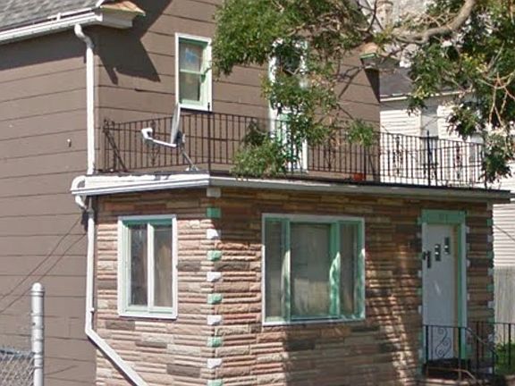 2nd image of 214 Wood Ave