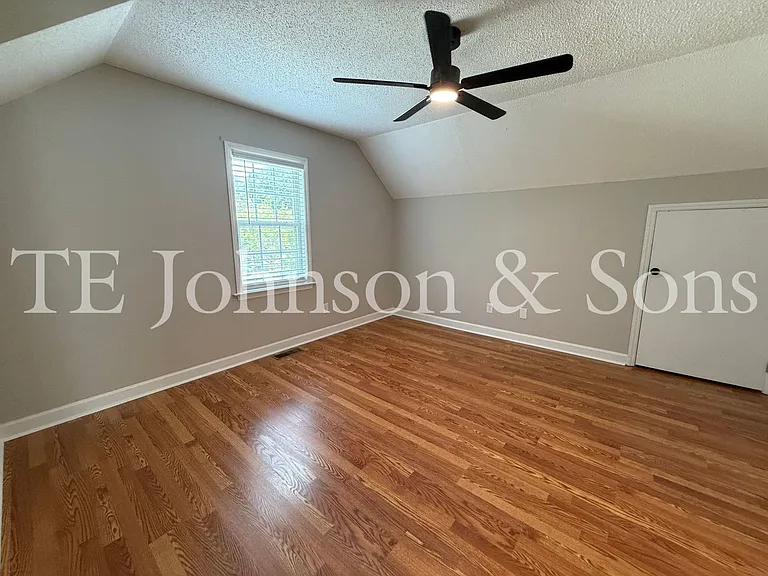 1878 Camden Forest Dr — Photo 36