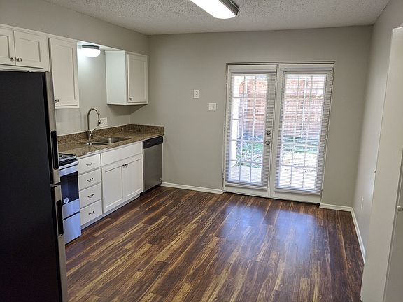 5th image of 811 McClenny Dr #M09