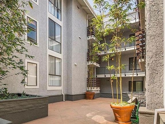 3rd image of 11706 Montana Ave APT 103