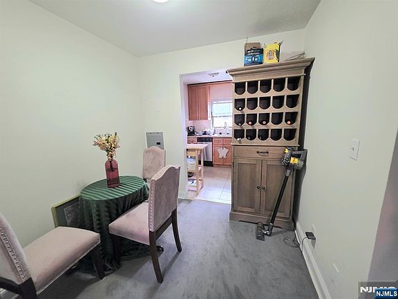 2nd image of 2165D N Central Road #D