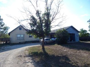 188 S Broadview St, Mertzon, TX 76941