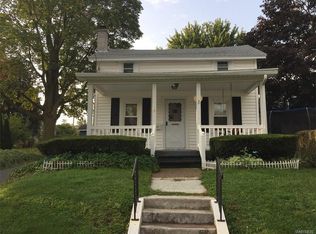 417 Commercial St, Medina, NY 14103