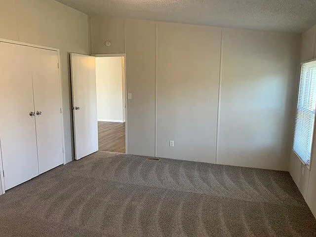 4127 S Post Rd — Photo 8