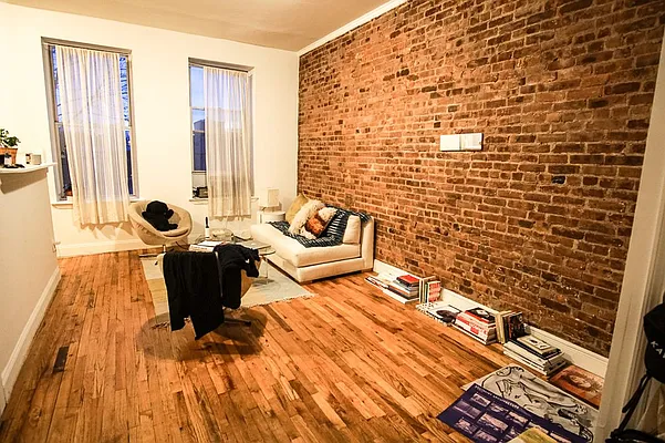 Rented by Lofts and Flats LLC | media 32