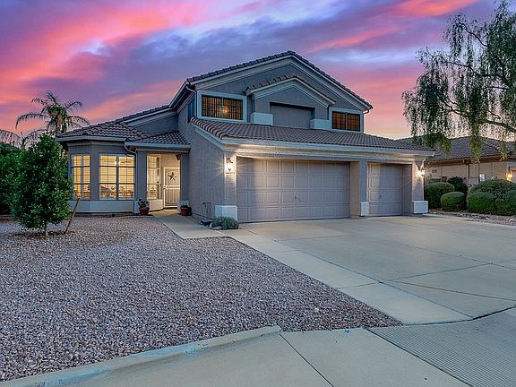 3rd image of 3227 E Javelina Ave