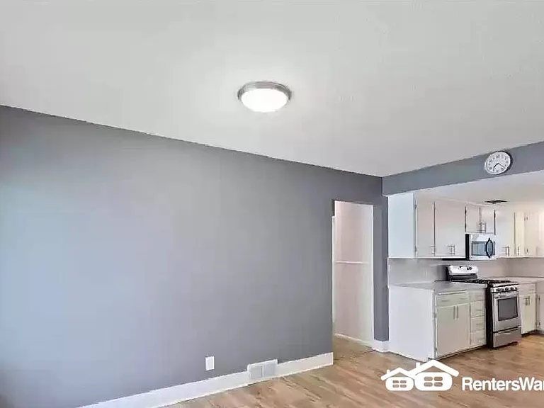 2612 Toledo Ave S — Photo 14