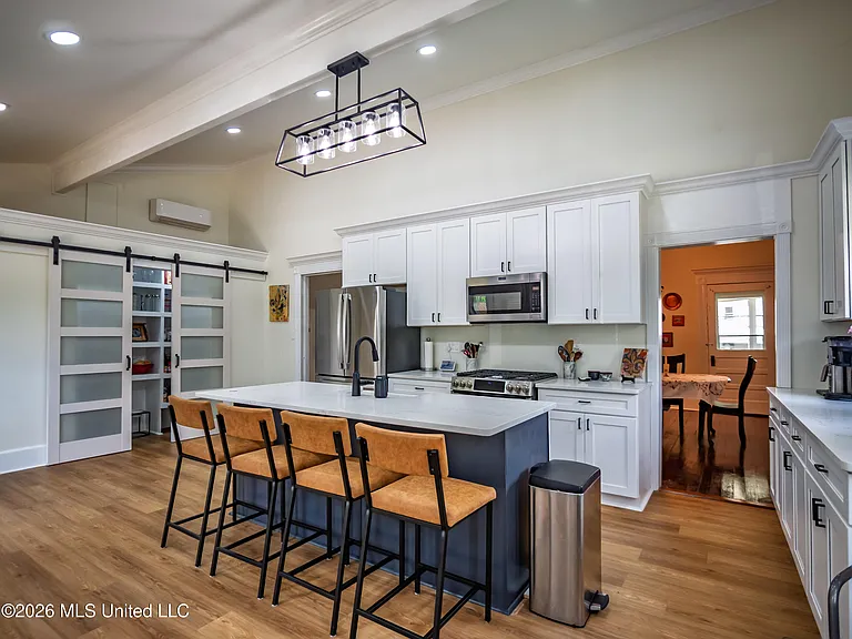 301 Market St — Photo 23