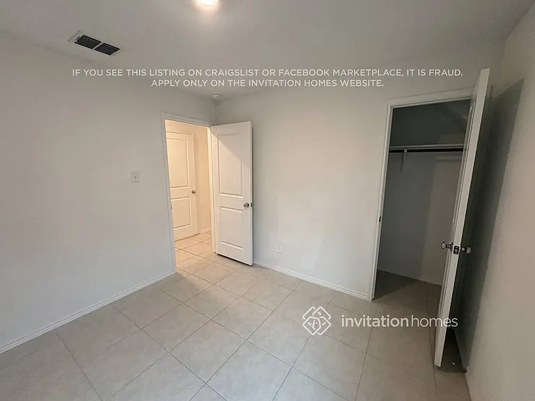 3018 Wallace Wells Ct — Photo 9