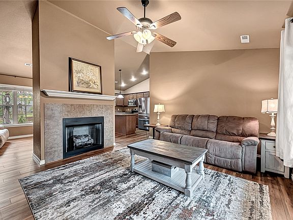 3rd image of 10 Slaggford Ln