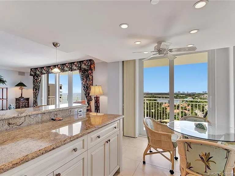 500 Ocean Dr #W-11 — Photo 24