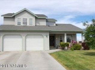 200 S 87th Pl, Yakima, WA