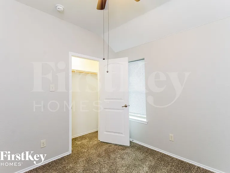 1309 Alder Tree Ln — Photo 11
