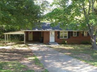 245 Jefferson St, Statham, GA 30666