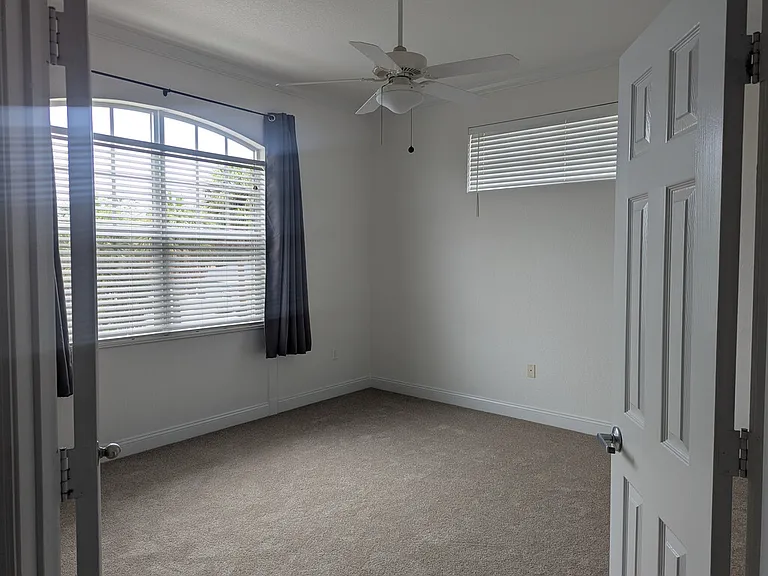 475 Kiwi St — Photo 8