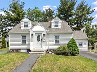 11 Woekel Ter, Methuen, MA 01844