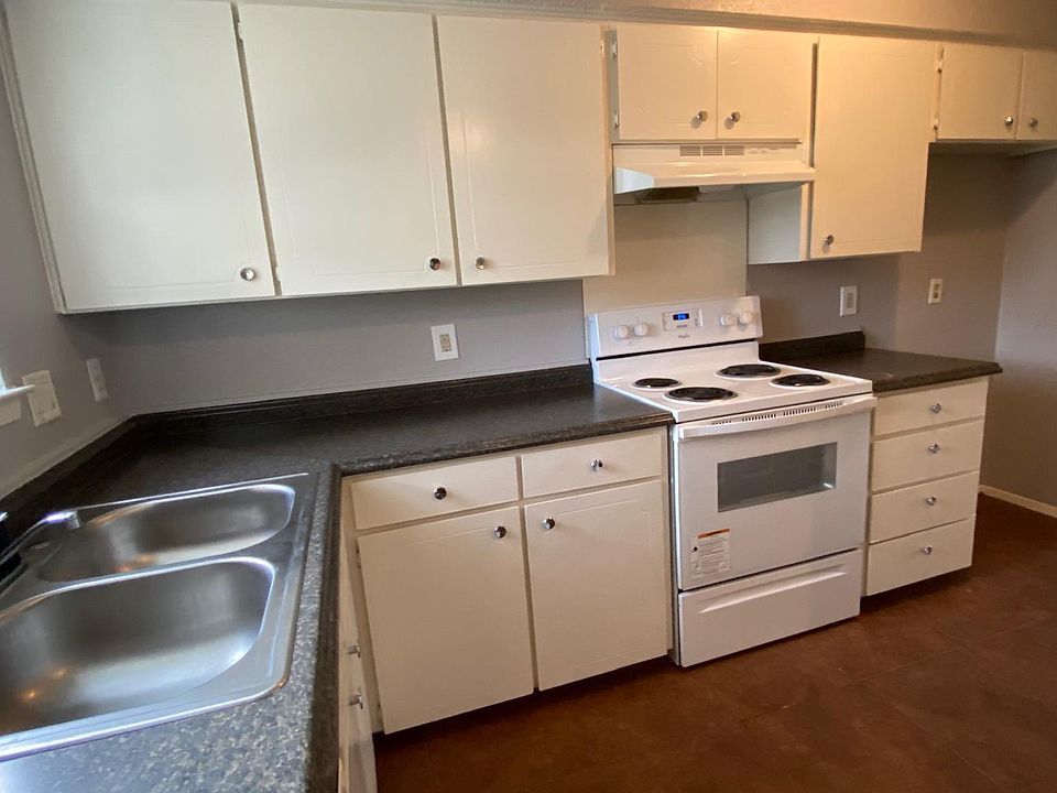 1st image of 1040 Southmoor Ave