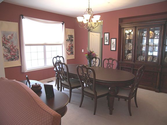 2nd image of 5794 Red Oak Dr