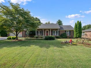 1824 McTavish Way, Bowling Green, KY 42104