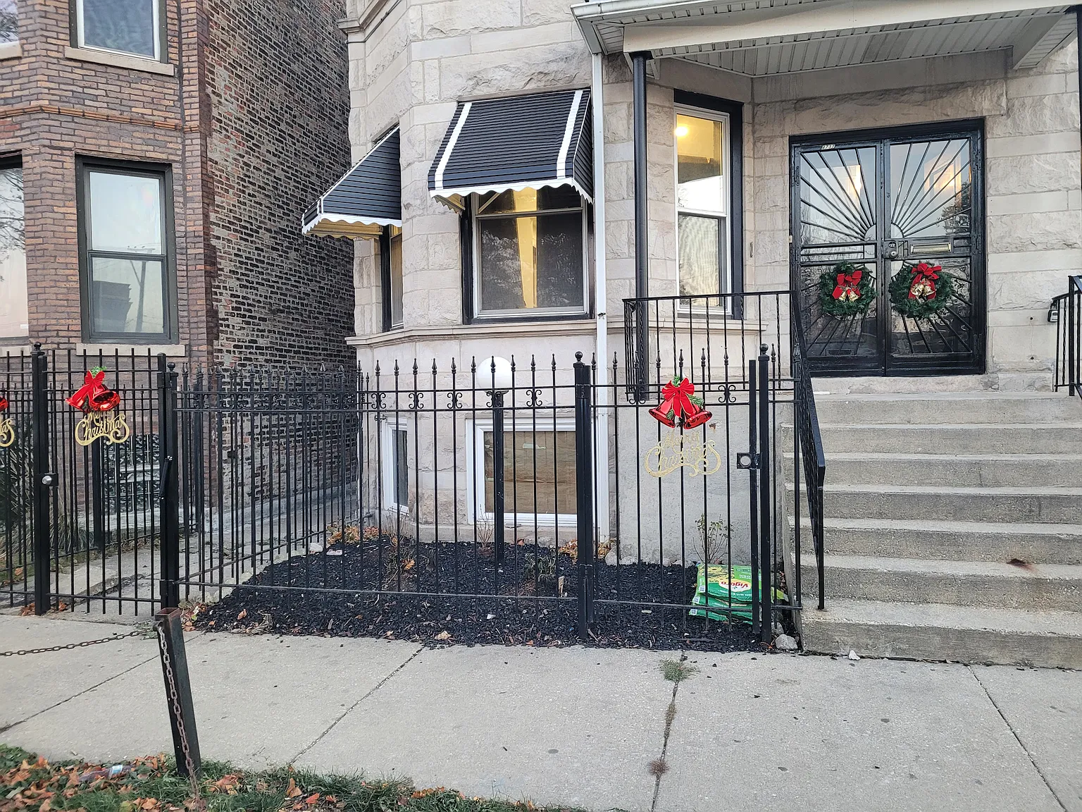 3 bed, 1500 sqft, $1,700 — Photo 1