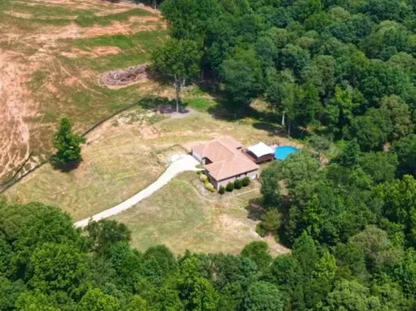402 Renee Rd, Pendergrass, GA 30567